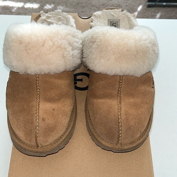 UGG Shoes - 🤎 🐪 Camel Ugg slides used but priced greatly make orders can also be cleaned